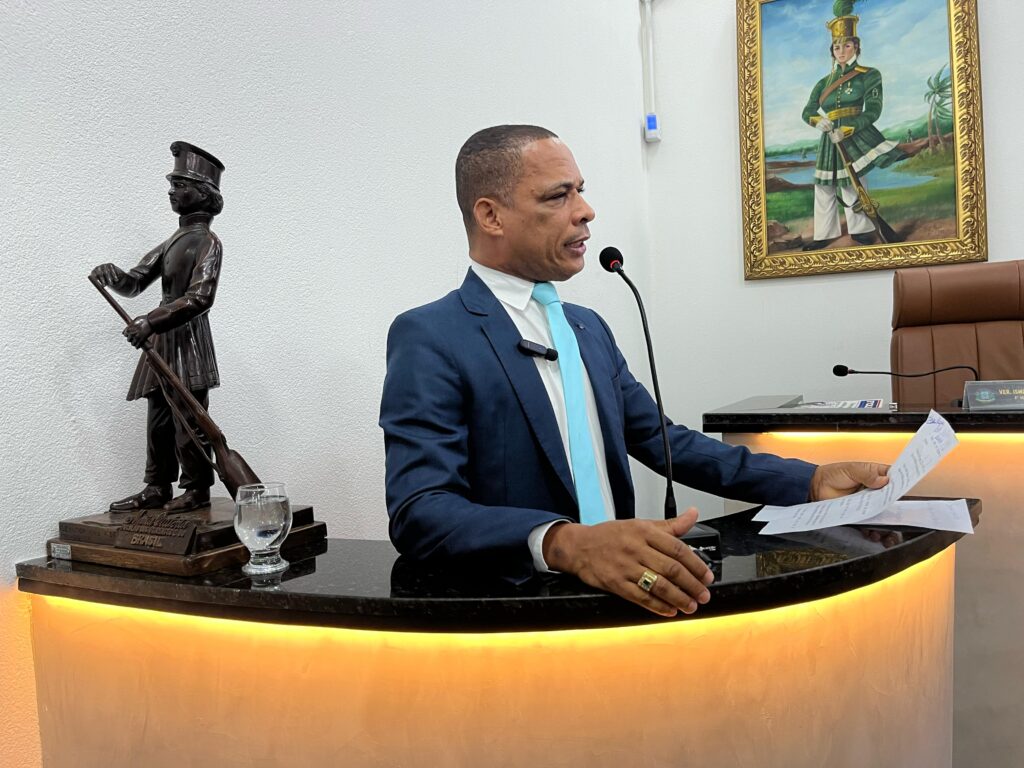 Ao anunciar desistência de pré-candidatura, Luiz da Feira formaliza apoio a ex-secretária e aposta em vitória de Lula e Jerônimo no primeiro turno